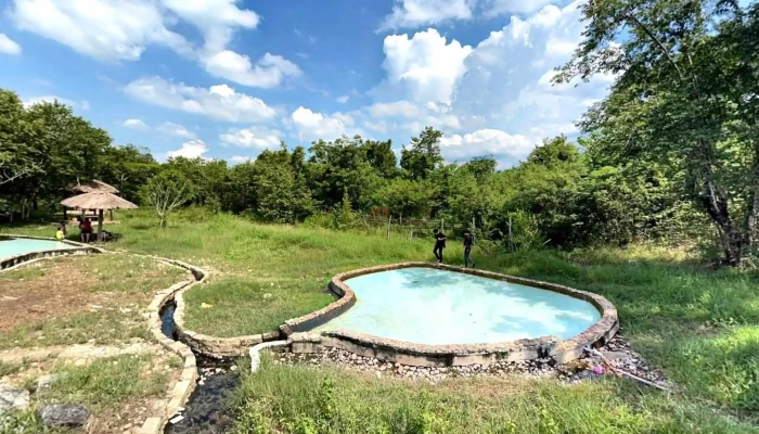 Suoi Nuoc Nong Truong Xuan Che Do Xem Pho Va 360deg - Khánh Hòa