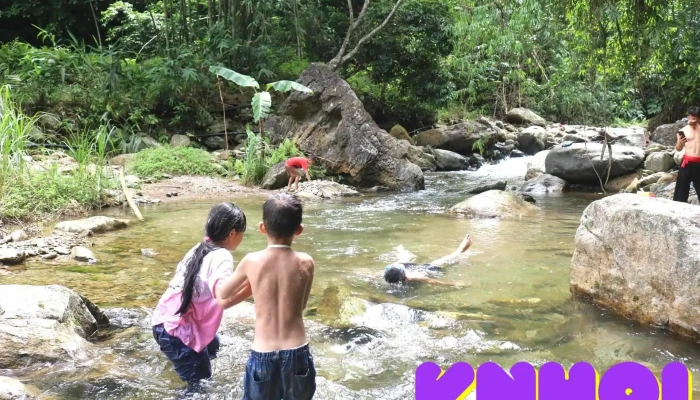 Suoi Tap Lang Tat Ca - Yên Bái