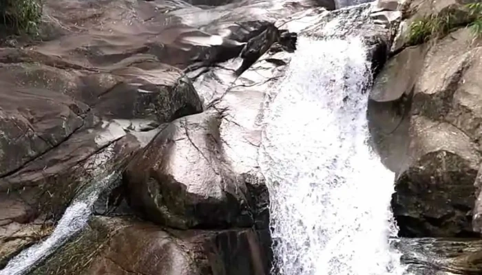 Thac Khe Van Video - Quảng Ninh