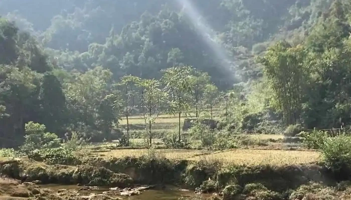 Thac Thoong Ma Video - Cao Bằng