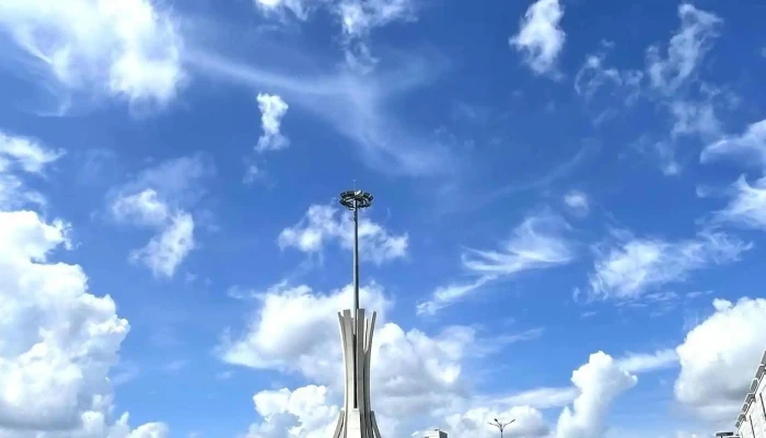 Vong Xoay Quang Truong Tat Ca - Tiền Giang