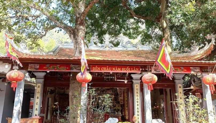 Đền Chầu Năm - Lạng Sơn
