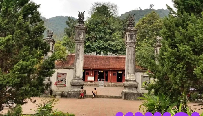 Đền Trung Đô - Tl 153